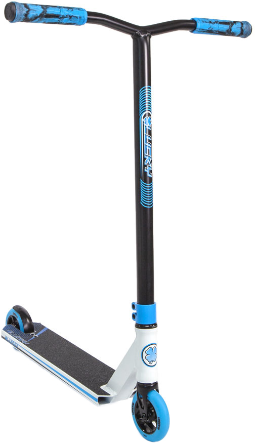 Lucky Scooter Complete Pro Crew 2021